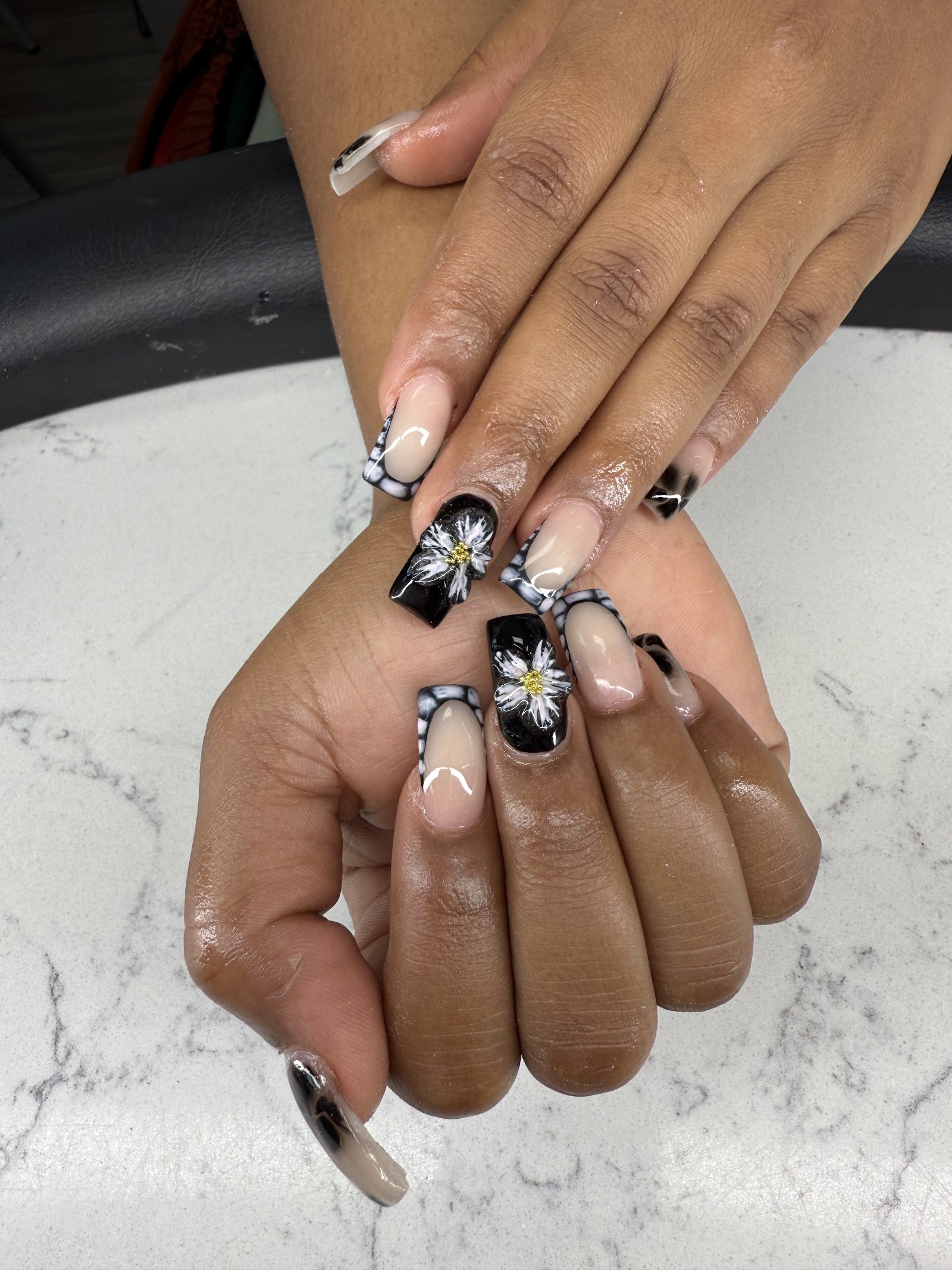 Regal Nails, Salon & Spa nail photo 6